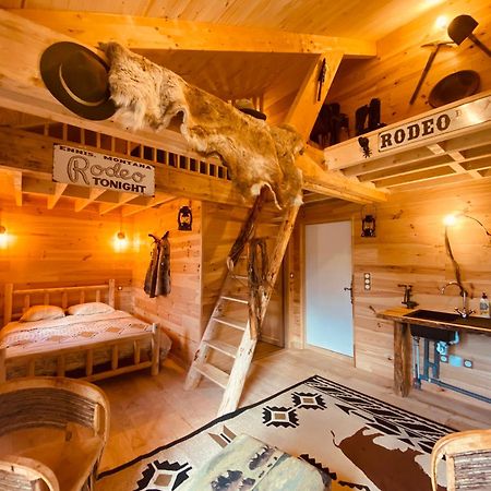 Escapade Dans Un Ranch Leilighet Le Sourn Eksteriør bilde